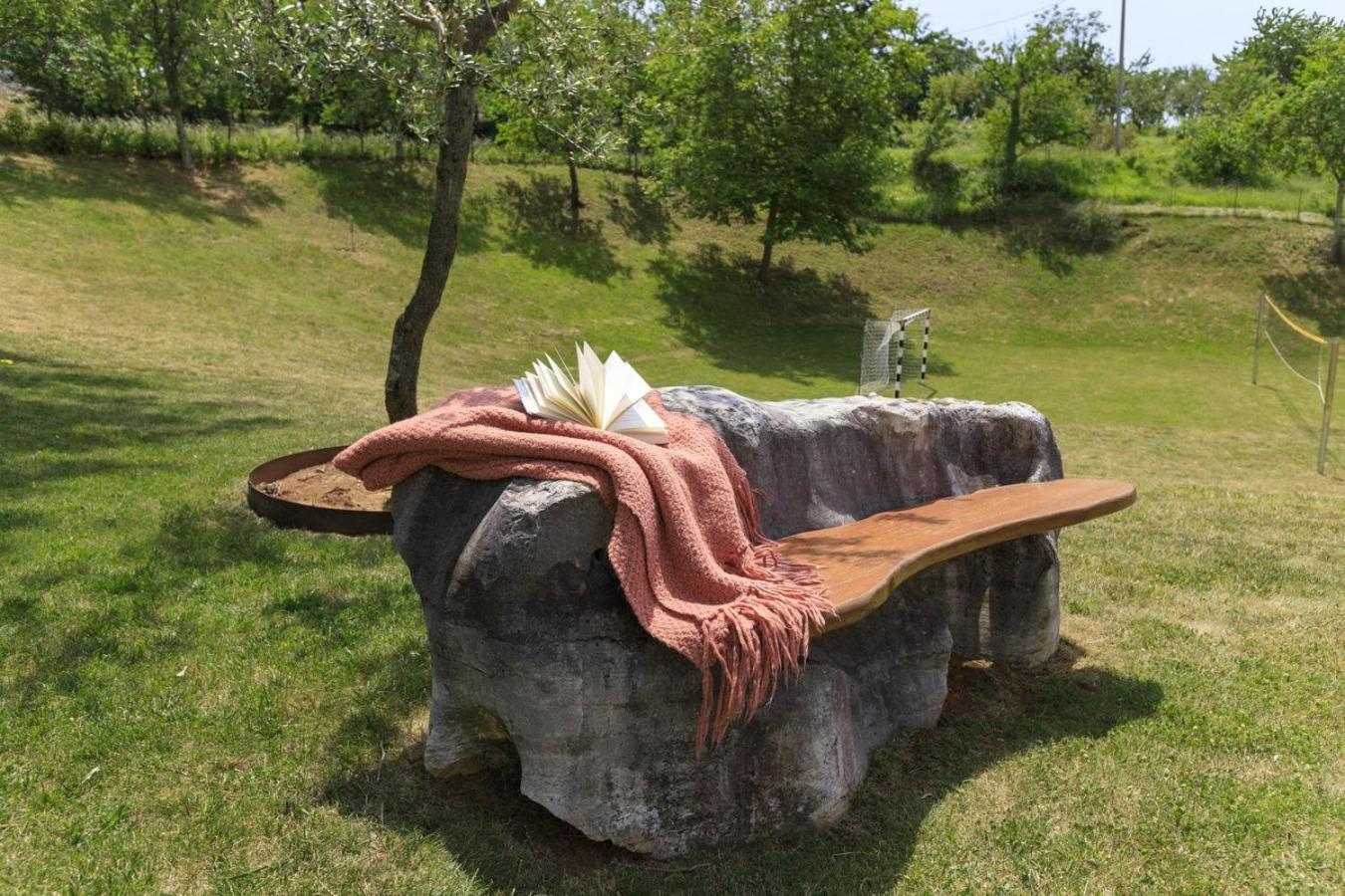 Villa Viscum In Central Istria For 8 Persons With Large Garden - Pet Friendly Пазин Экстерьер фото