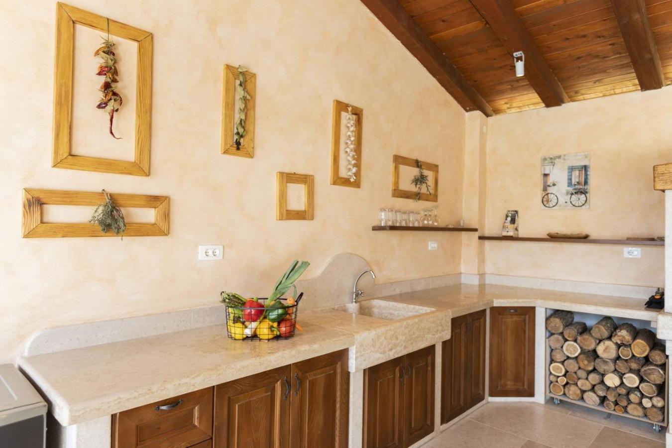 Villa Viscum In Central Istria For 8 Persons With Large Garden - Pet Friendly Пазин Экстерьер фото