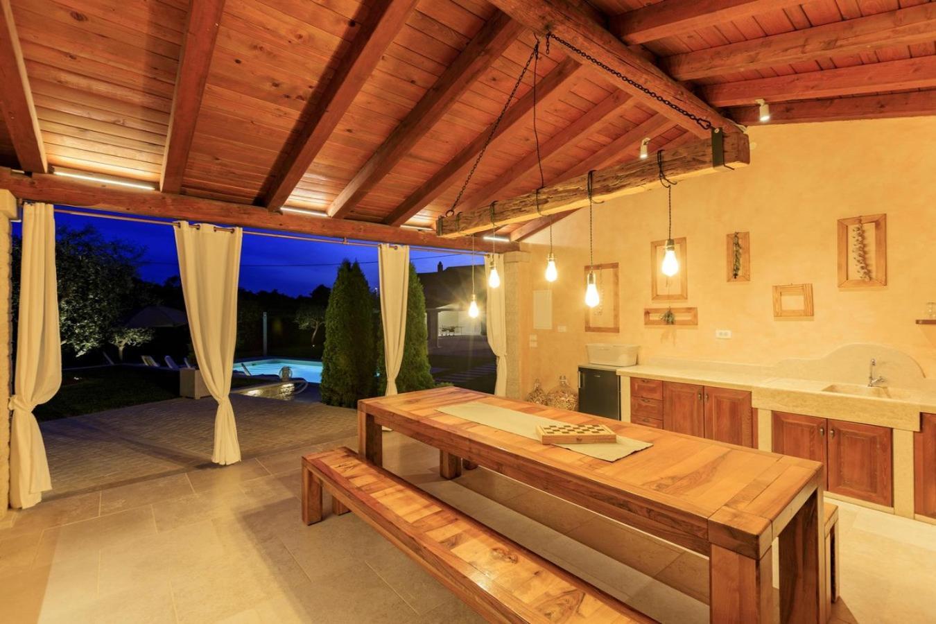 Villa Viscum In Central Istria For 8 Persons With Large Garden - Pet Friendly Пазин Экстерьер фото